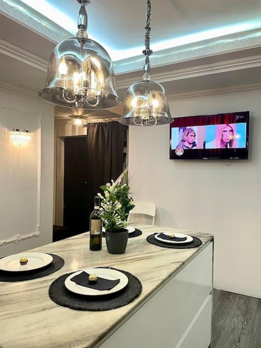Casa In Inima Capitalei Villa Букурещ Екстериор снимка