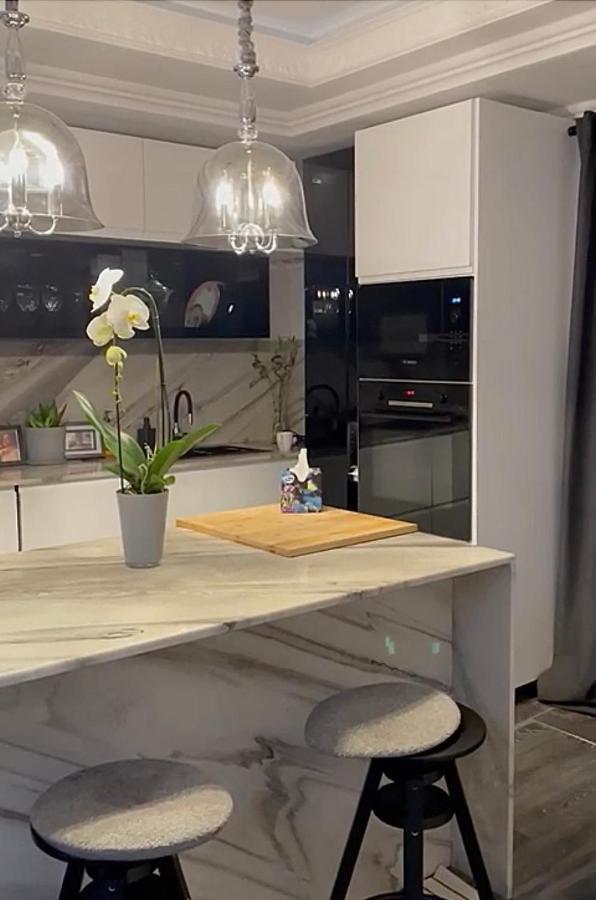 Casa In Inima Capitalei Villa Букурещ Екстериор снимка